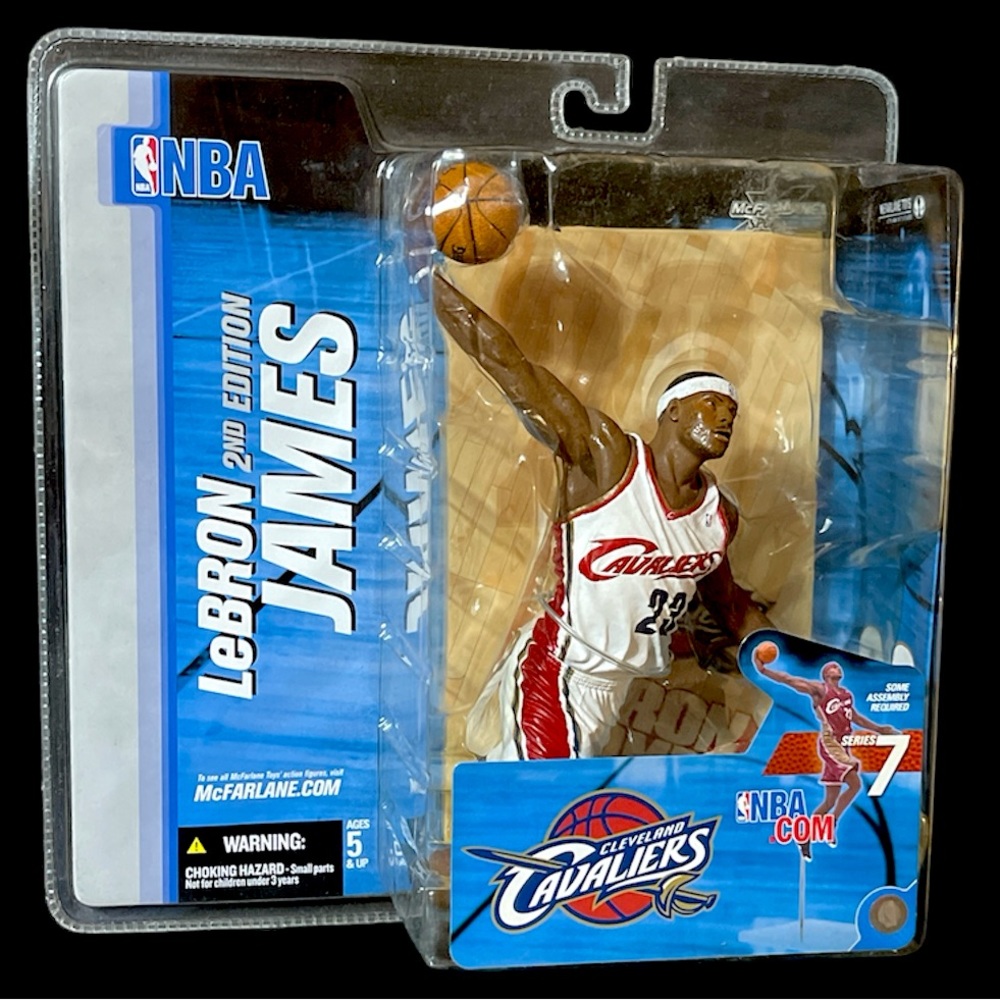 2004 McFarlane NBA Series 7 LEBRON JAMES (2nd Edition) Cavaliers Chase Figure
